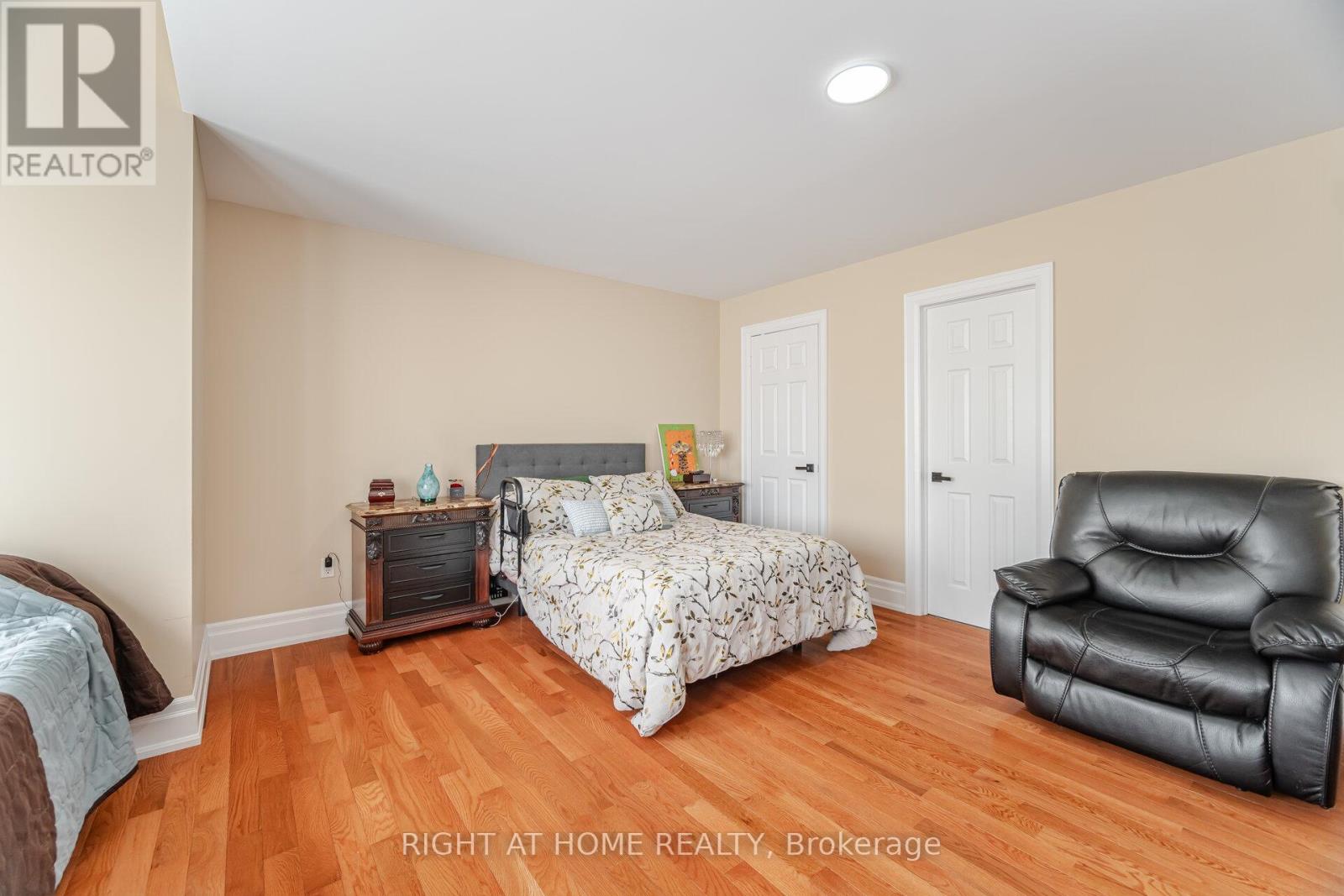204 Lormel Gate, Vaughan (Vellore Village), Ontario  L4H 0C9 - Photo 21 - N12384009