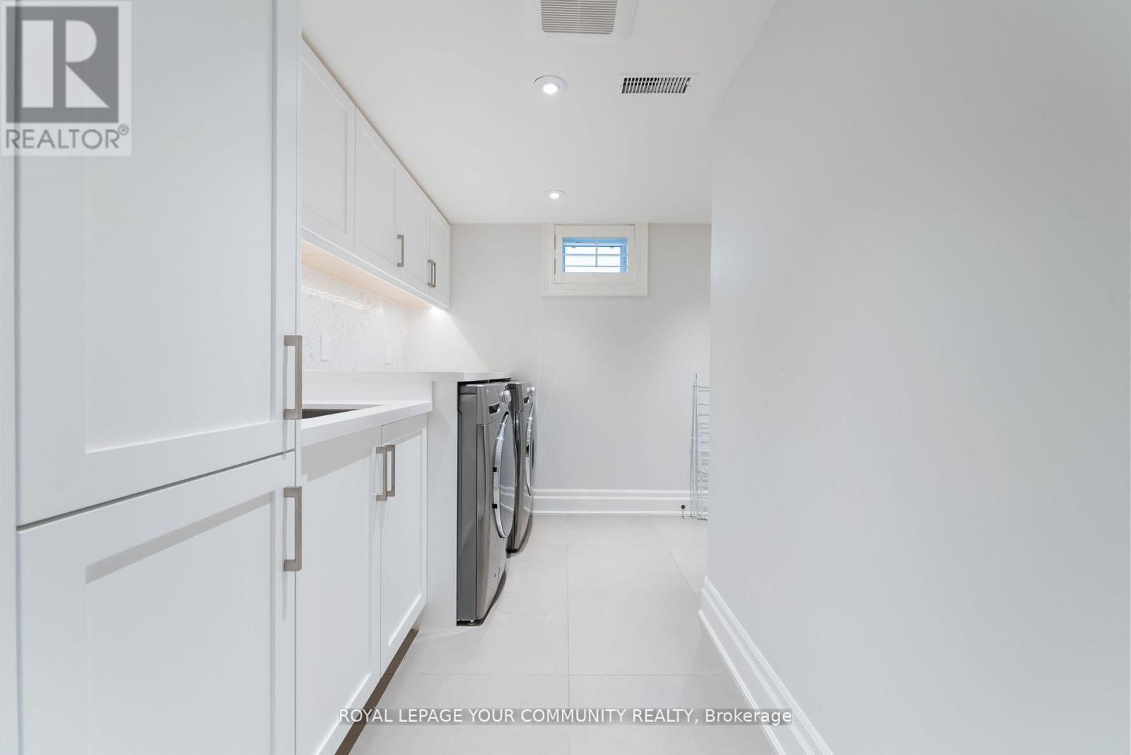 48 May Avenue, Richmond Hill (North Richvale), Ontario  L4C 3S6 - Photo 17 - N12384065