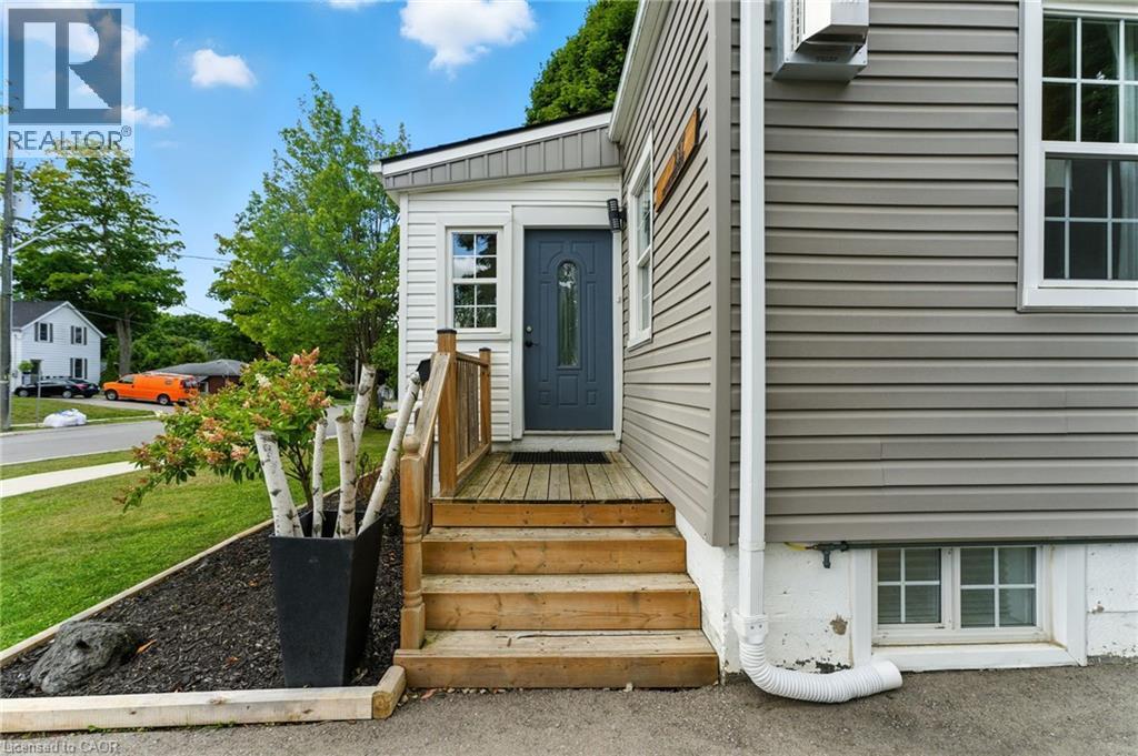 237 Fifth Avenue, Woodstock, Ontario  N4S 2G3 - Photo 3 - 40764992