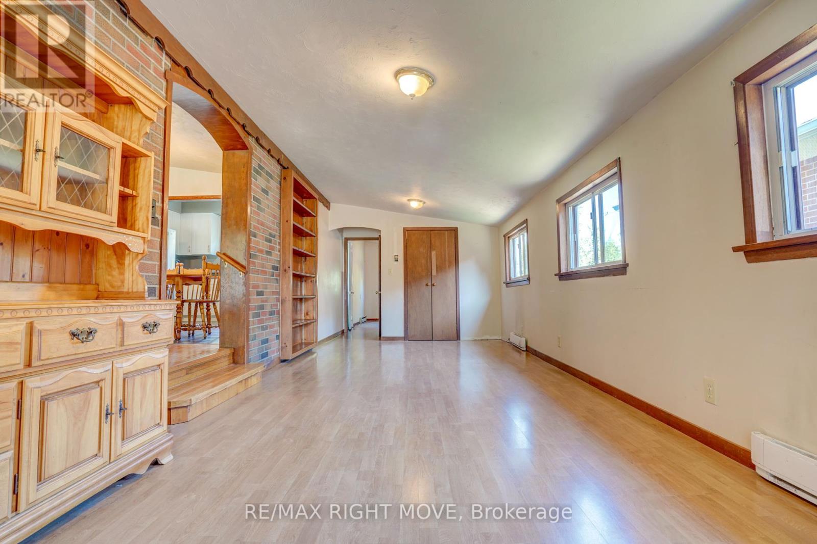 348 Collins Drive, Orillia, Ontario  L3V 1E4 - Photo 16 - S12384110