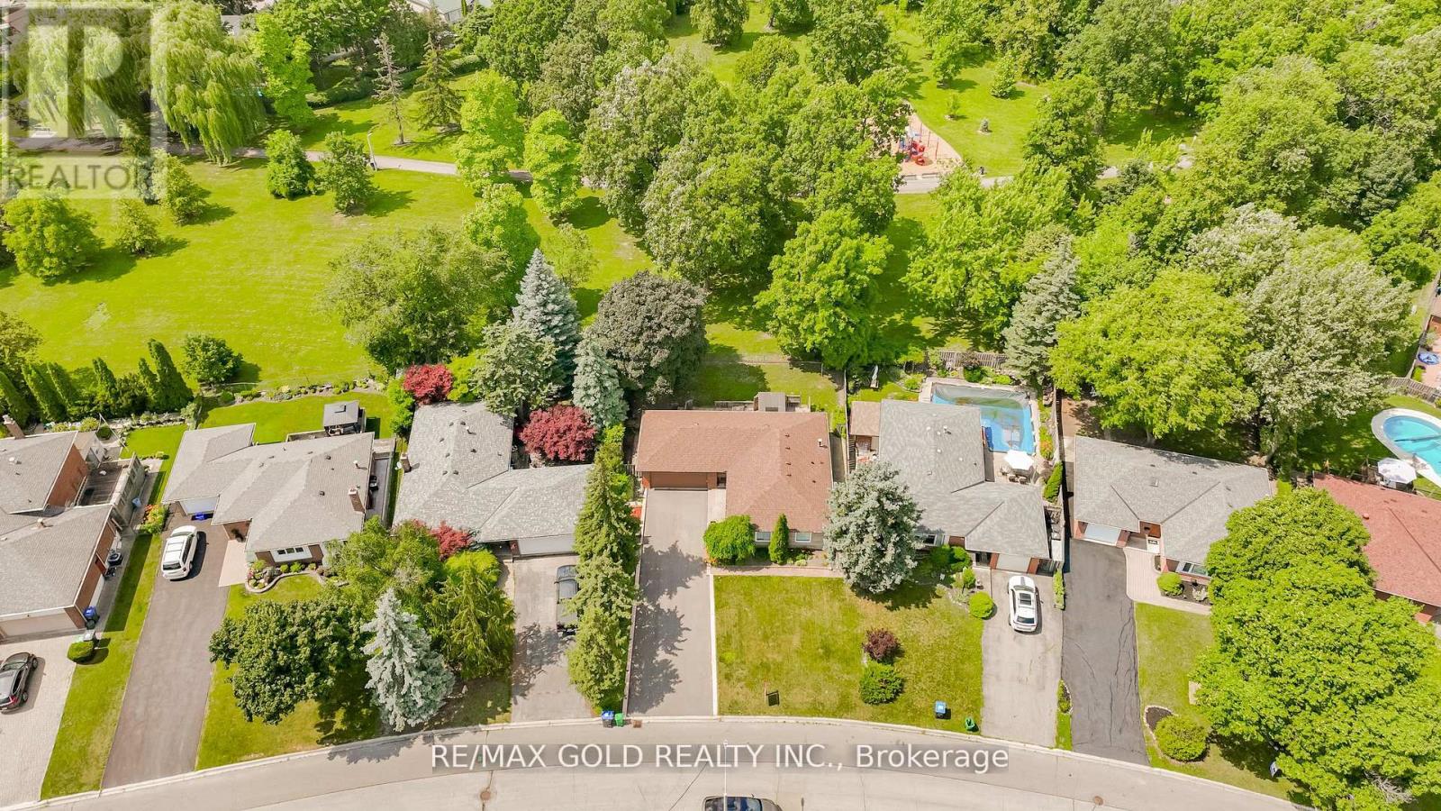 29 DEVONSHIRE DRIVE, Brampton, Ontario