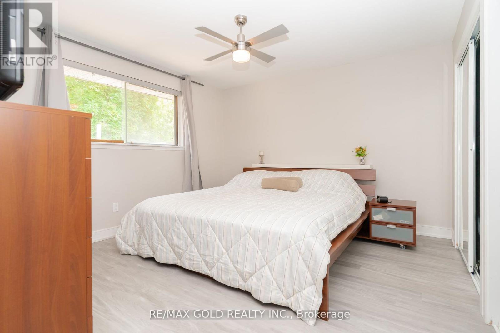 29 Devonshire Drive, Brampton, Ontario  L6T 3G5 - Photo 19 - W12383928