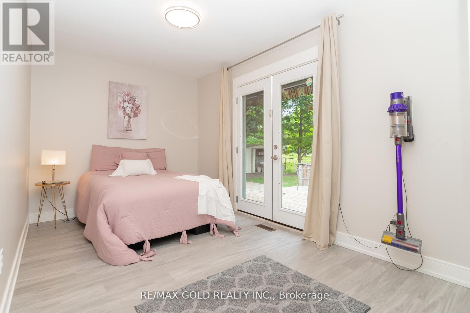 29 Devonshire Drive, Brampton, Ontario  L6T 3G5 - Photo 22 - W12383928