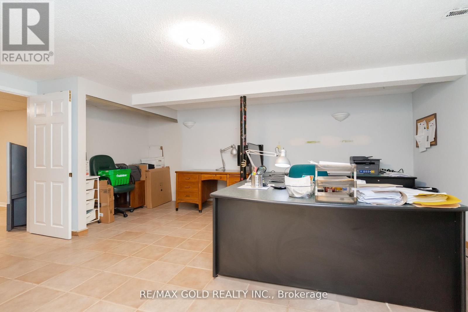 29 Devonshire Drive, Brampton, Ontario  L6T 3G5 - Photo 32 - W12383928