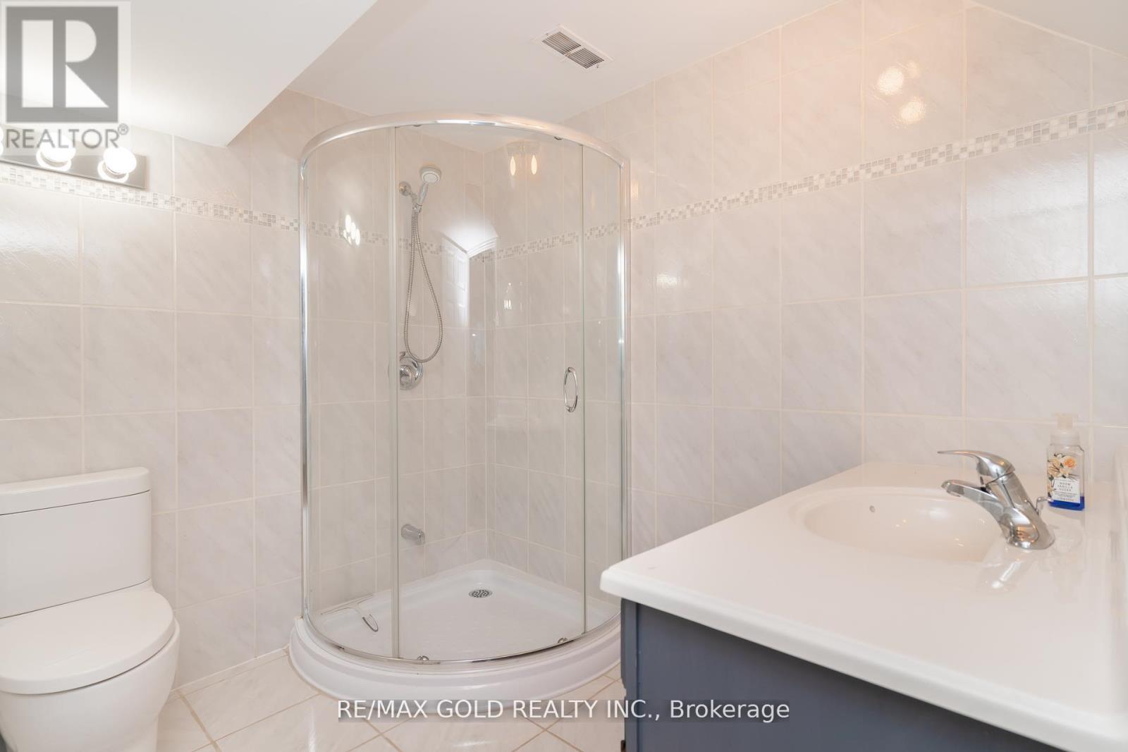29 Devonshire Drive, Brampton, Ontario  L6T 3G5 - Photo 36 - W12383928
