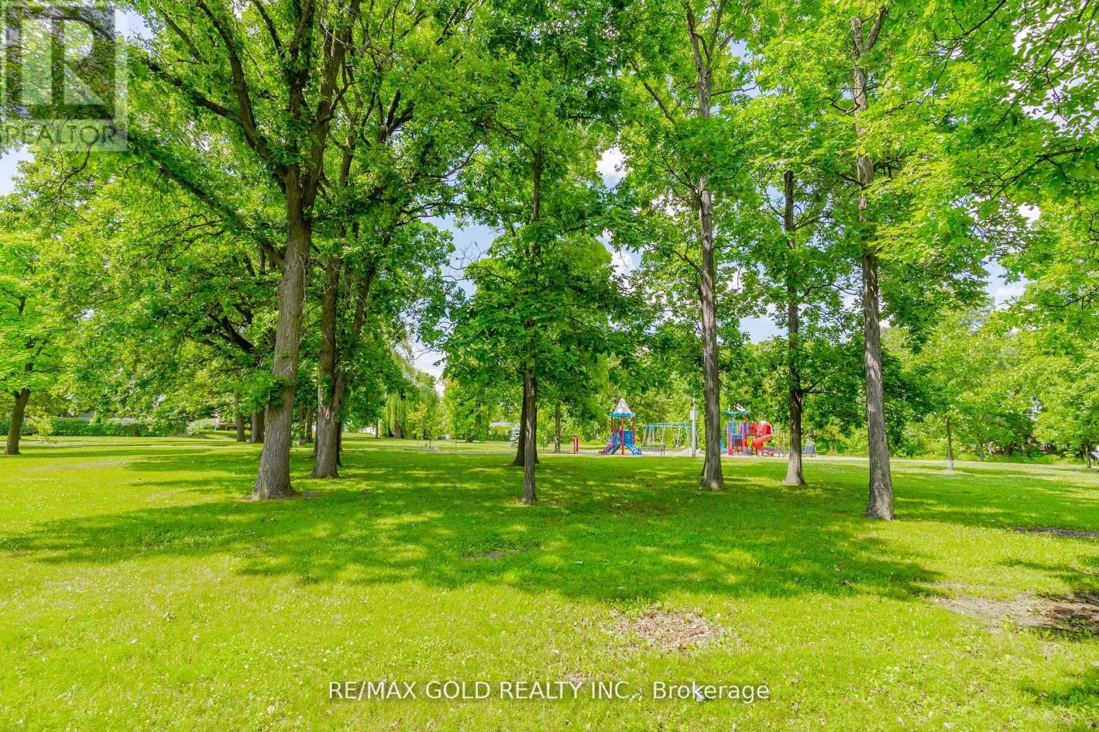 29 Devonshire Drive, Brampton, Ontario  L6T 3G5 - Photo 39 - W12383928