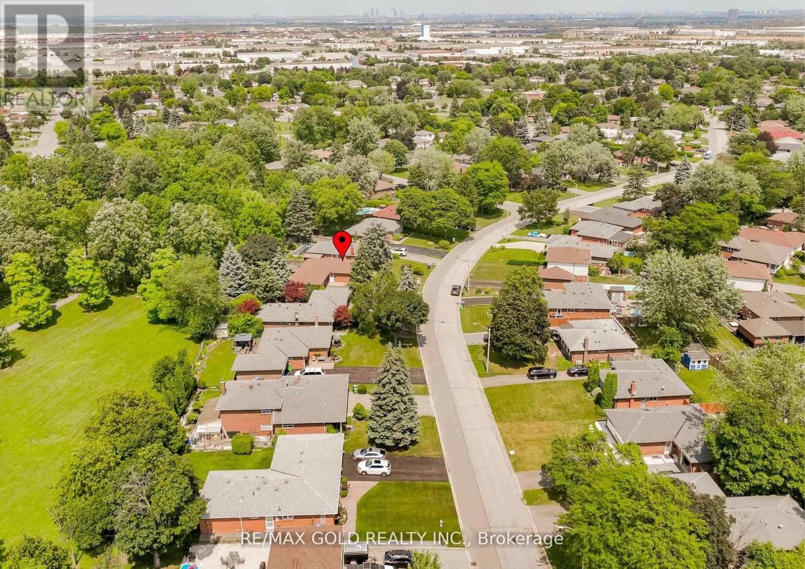 29 Devonshire Drive, Brampton, Ontario  L6T 3G5 - Photo 42 - W12383928