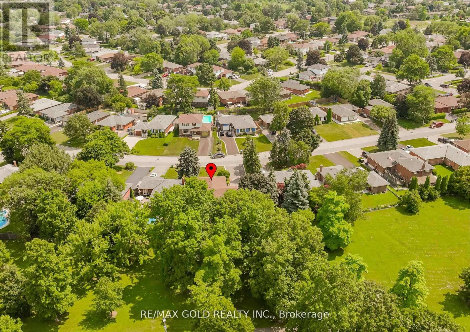 29 Devonshire Drive, Brampton, Ontario  L6T 3G5 - Photo 43 - W12383928
