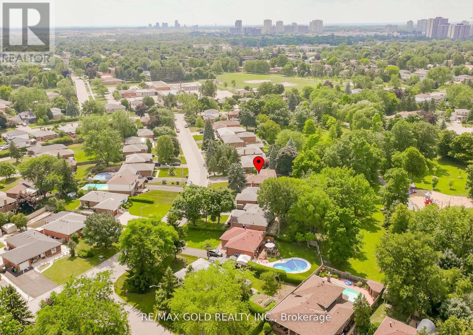 29 Devonshire Drive, Brampton, Ontario  L6T 3G5 - Photo 44 - W12383928