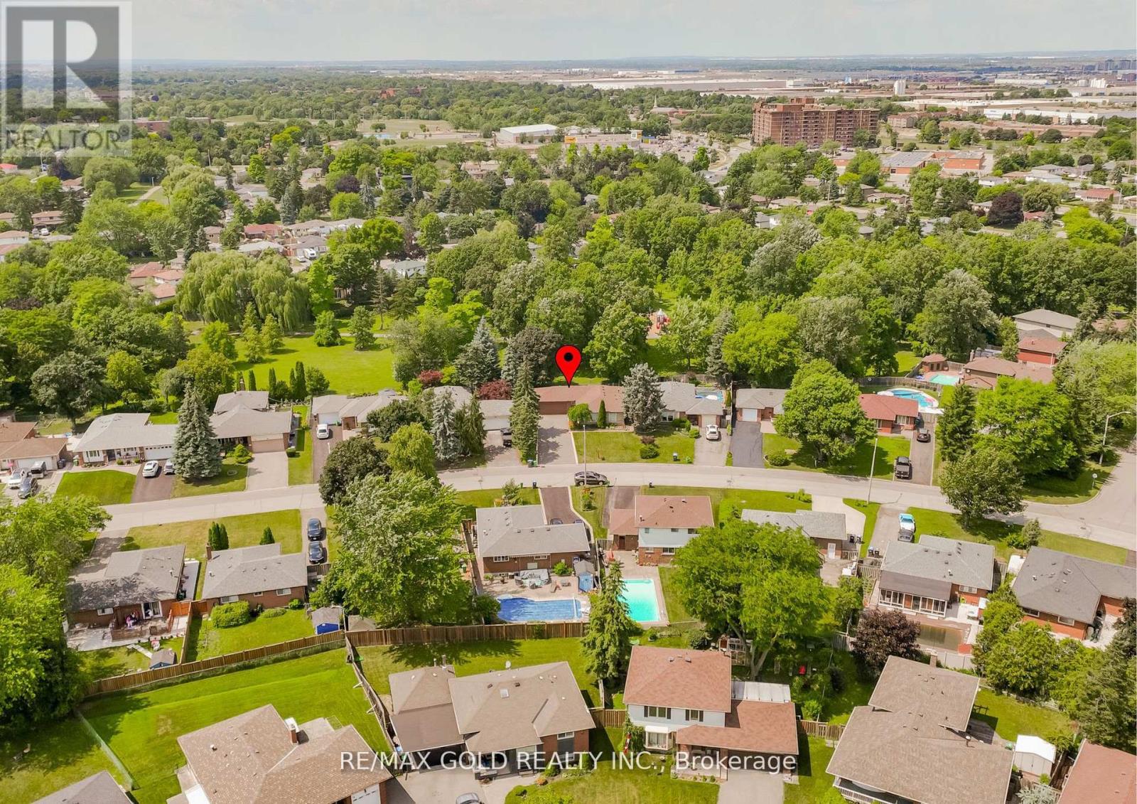 29 Devonshire Drive, Brampton, Ontario  L6T 3G5 - Photo 45 - W12383928