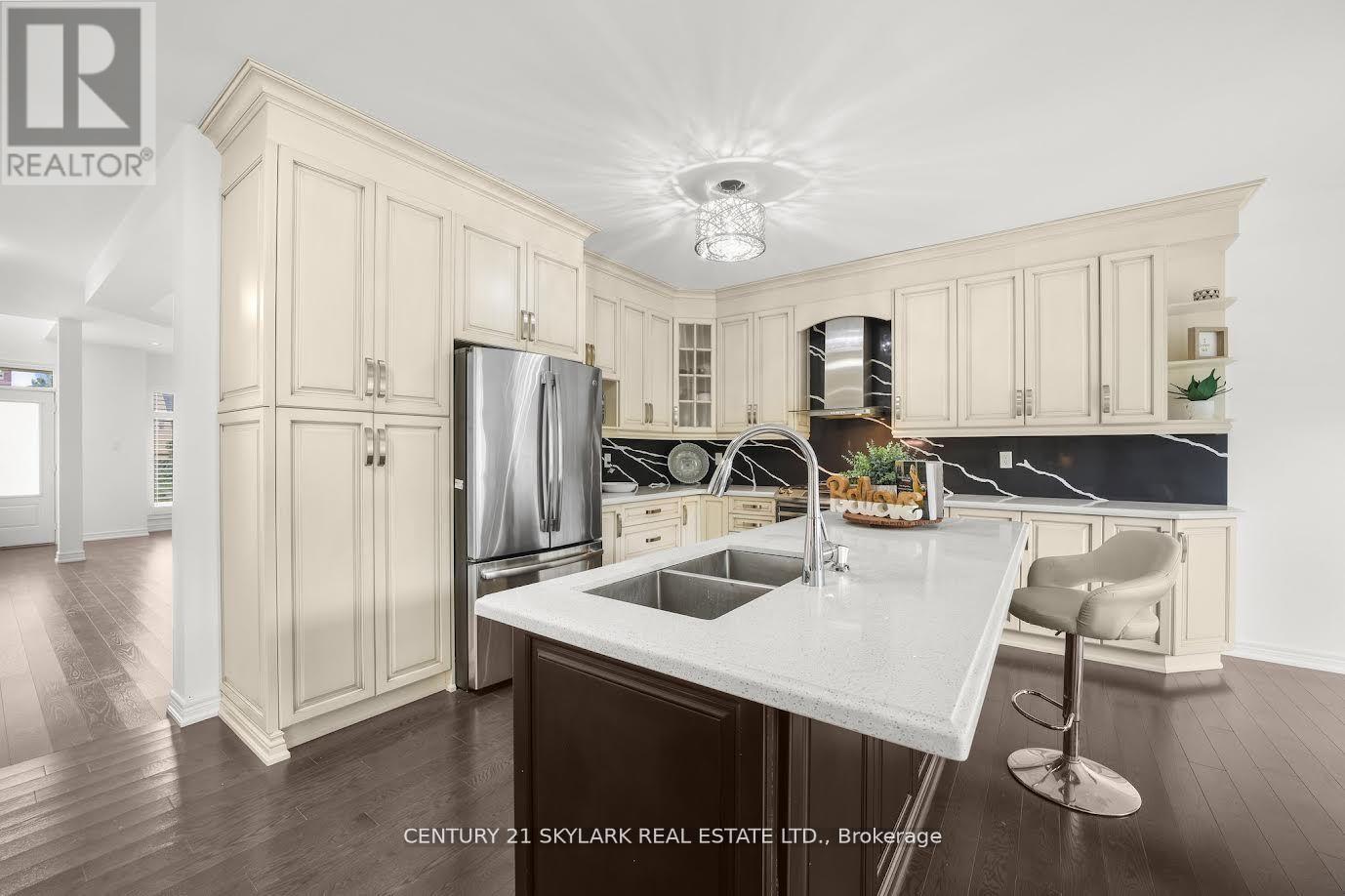 3270 Etude Drive, Mississauga, Ontario  L4T 1T3 - Photo 13 - W12383943