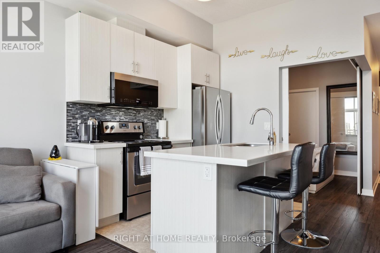815 - 2486 Old Bronte Road, Oakville, Ontario  L6M 4J2 - Photo 13 - W12384038