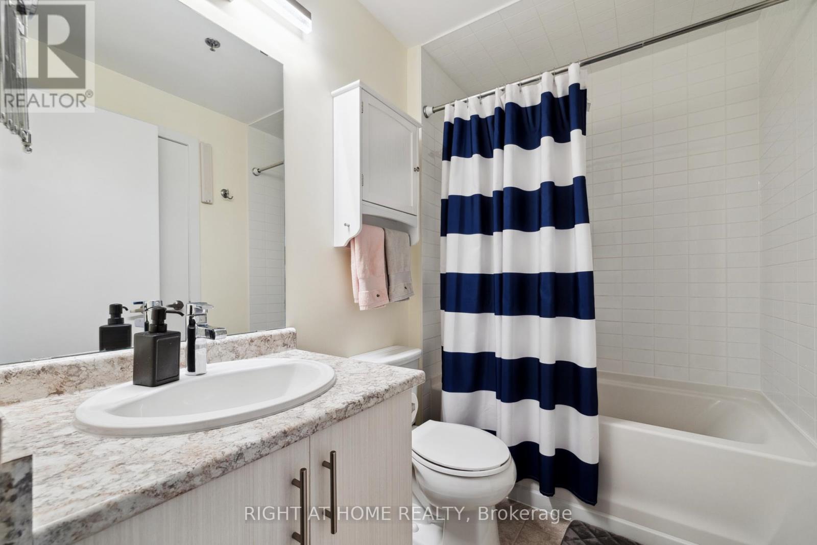 815 - 2486 Old Bronte Road, Oakville, Ontario  L6M 4J2 - Photo 26 - W12384038