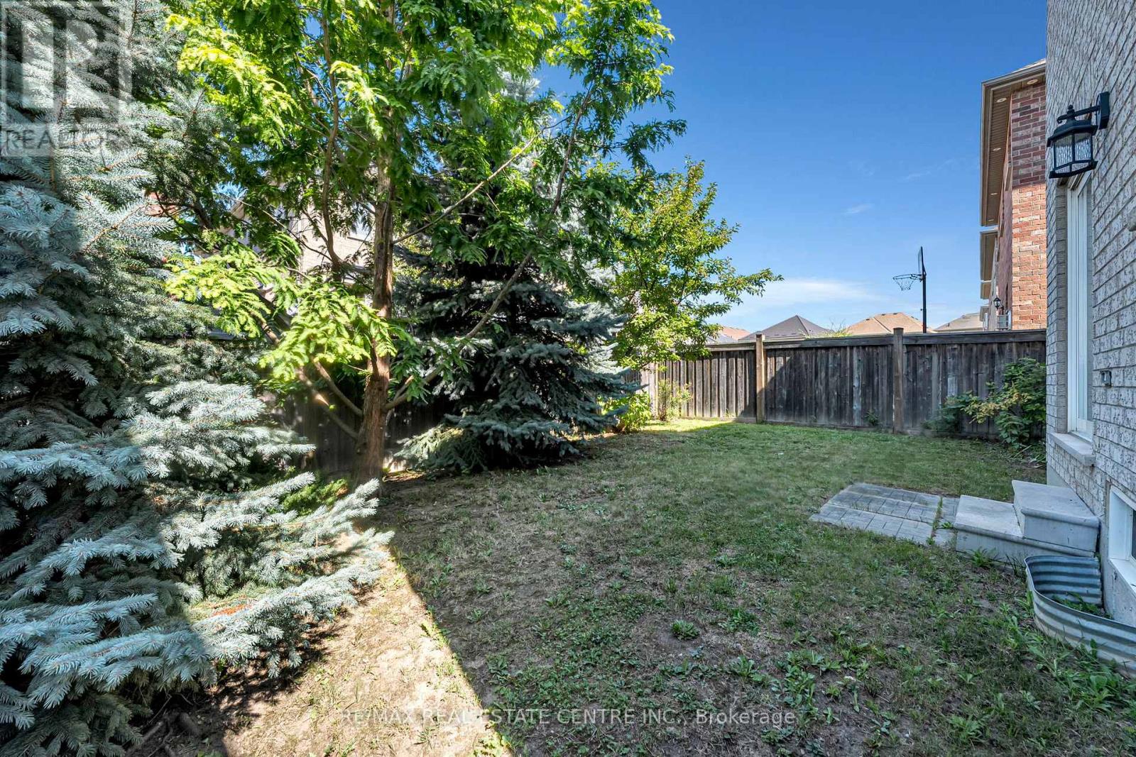 28 Fallharvest Avenue, Brampton, Ontario  L6Y 0P2 - Photo 49 - W12384082