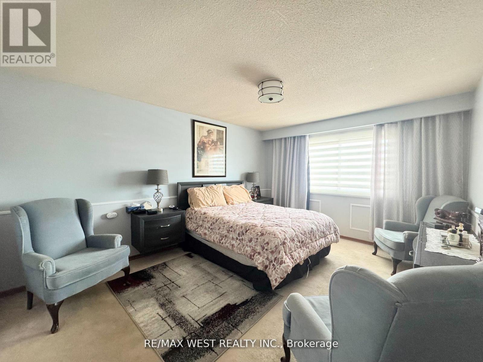 425 Hansen Road N, Brampton, Ontario  L6V 3P6 - Photo 16 - W12384096