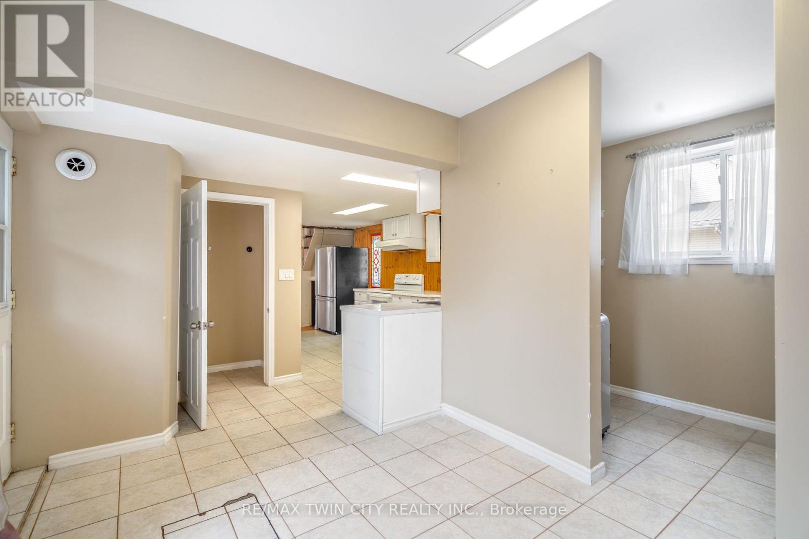 11 West Church Street, Norfolk, Ontario  N0E 1Y0 - Photo 19 - X12383937