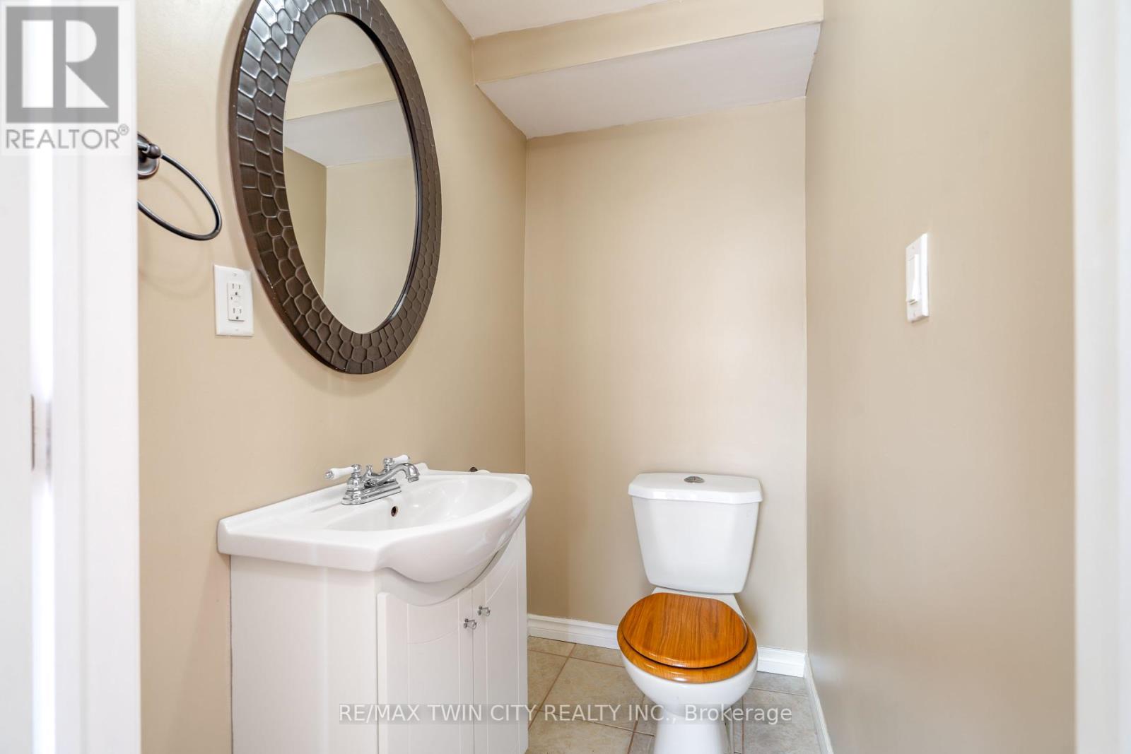 11 West Church Street, Norfolk, Ontario  N0E 1Y0 - Photo 27 - X12383937