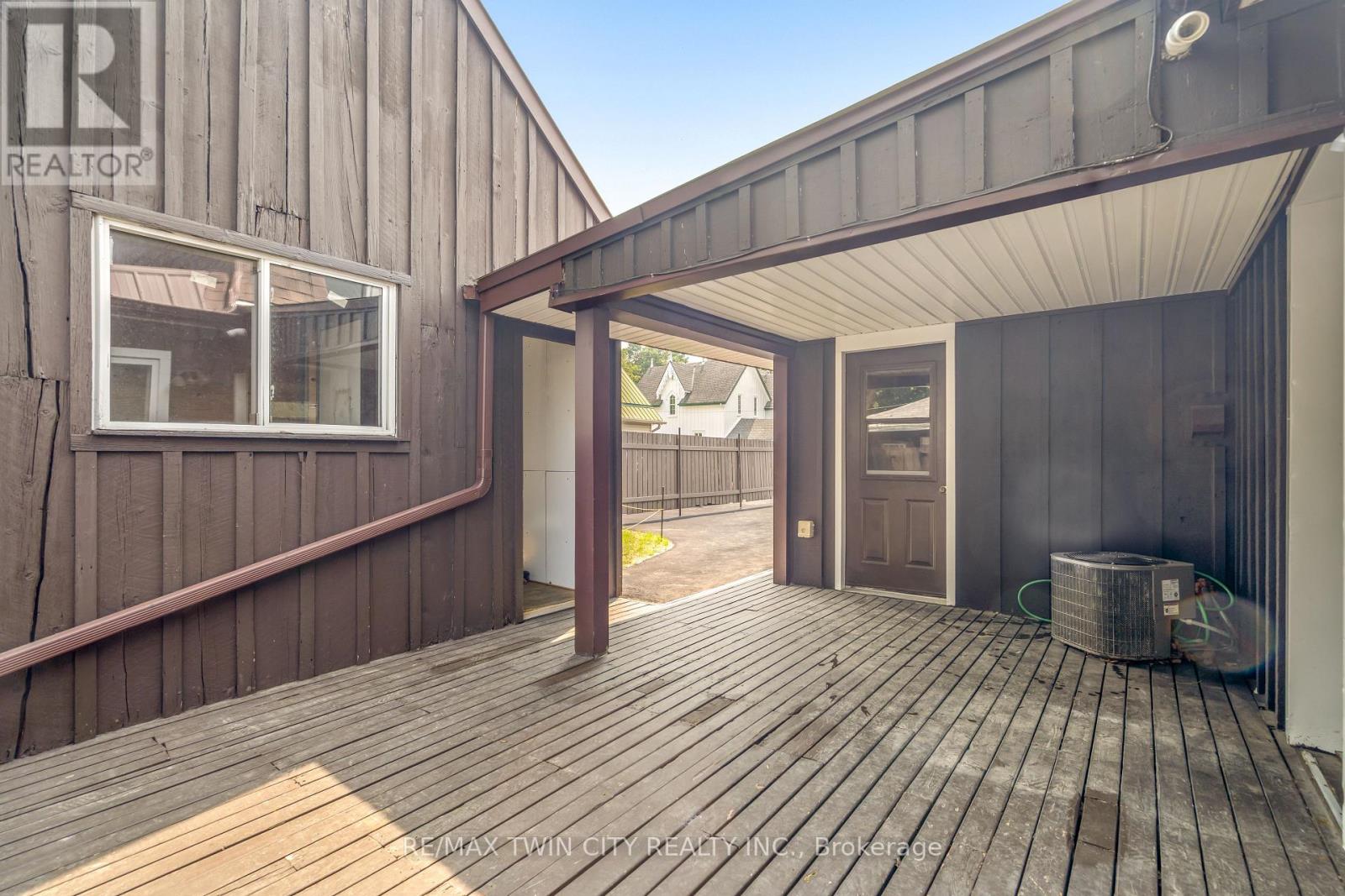 11 West Church Street, Norfolk, Ontario  N0E 1Y0 - Photo 33 - X12383937