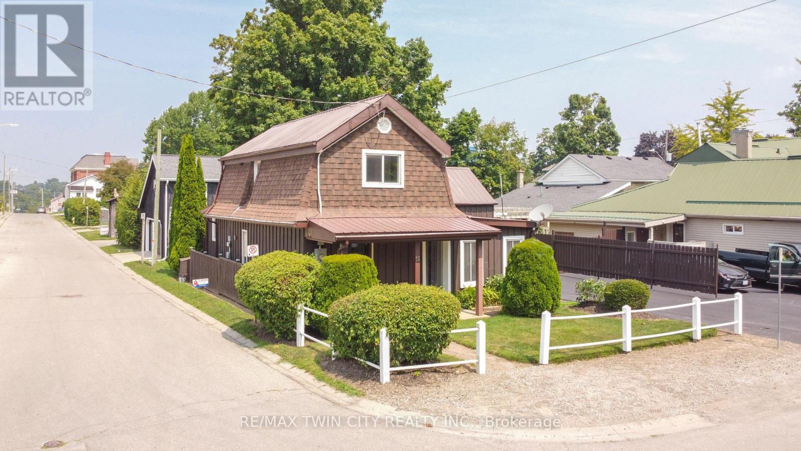 11 West Church Street, Norfolk, Ontario  N0E 1Y0 - Photo 34 - X12383937