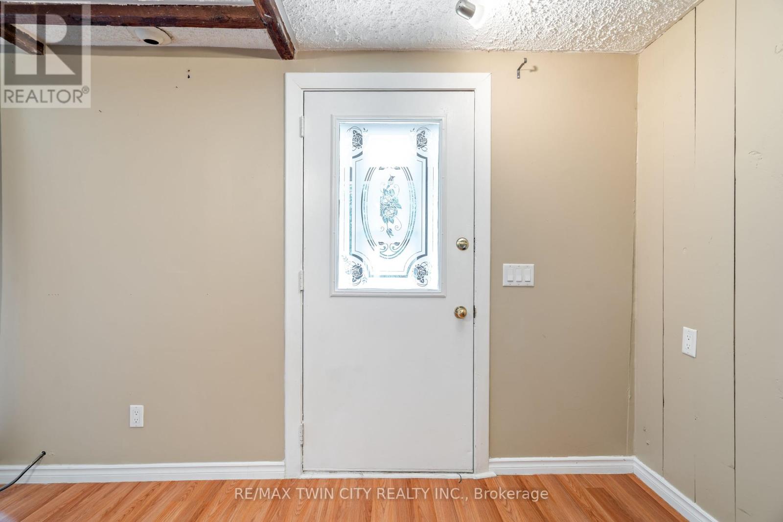 11 West Church Street, Norfolk, Ontario  N0E 1Y0 - Photo 6 - X12383937