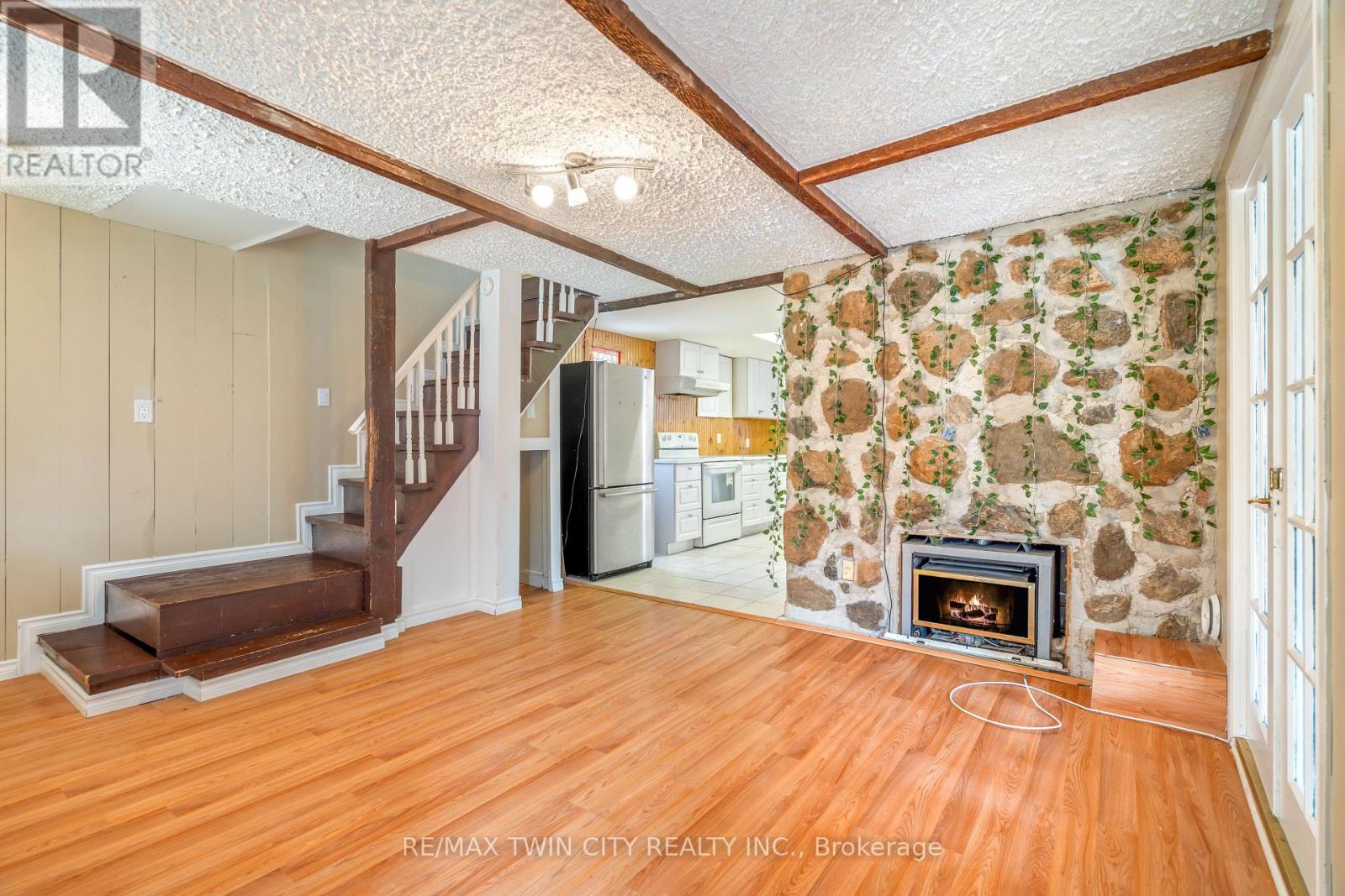 11 West Church Street, Norfolk, Ontario  N0E 1Y0 - Photo 8 - X12383937