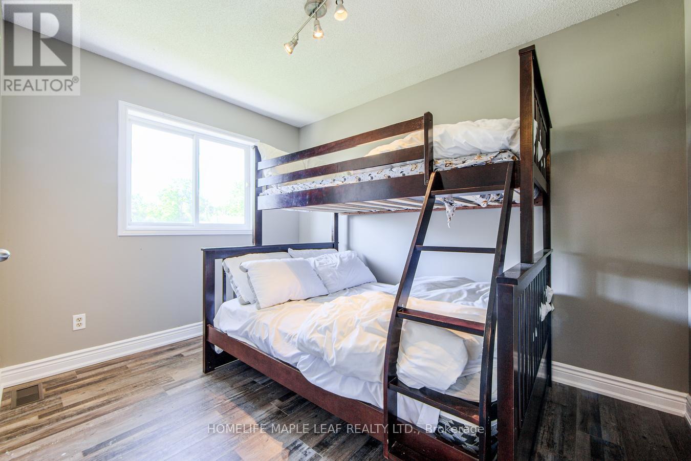 927 #97 Regional Road, Hamilton, Ontario  L0R 1K0 - Photo 14 - X12383964