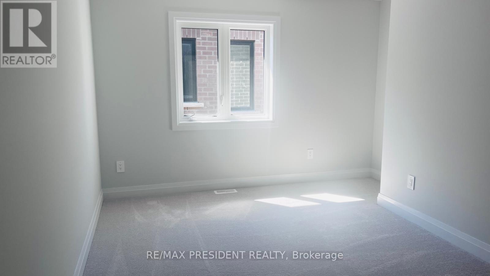 94 Butler Boulevard, Kawartha Lakes, Ontario  K9V 0S1 - Photo 12 - X12383971