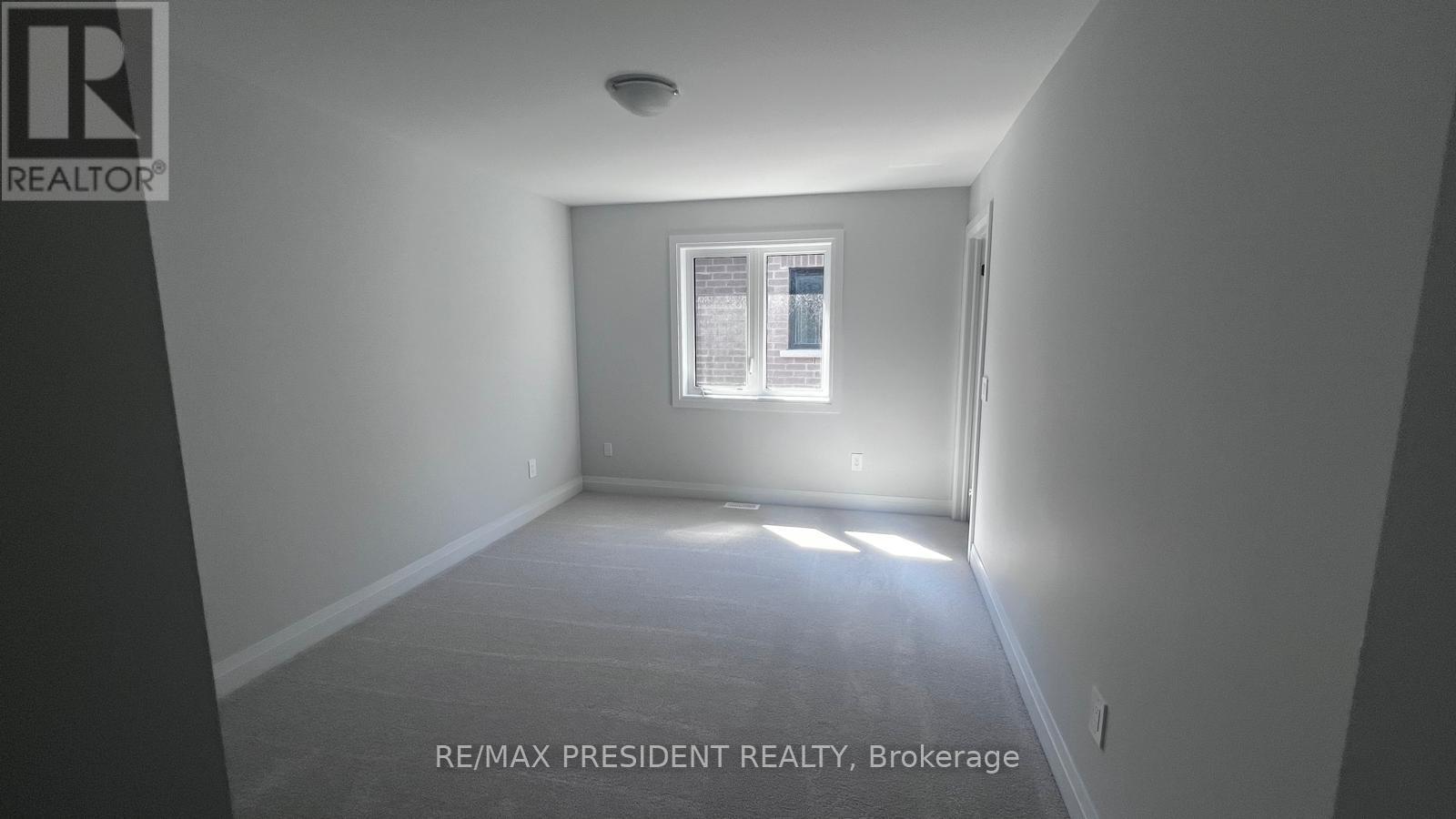 94 Butler Boulevard, Kawartha Lakes, Ontario  K9V 0S1 - Photo 13 - X12383971