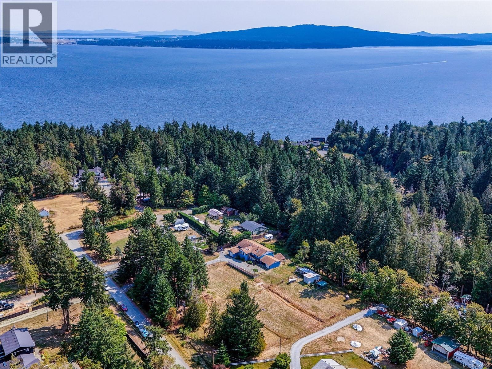 510 Voutrait Rd, Mill Bay, British Columbia