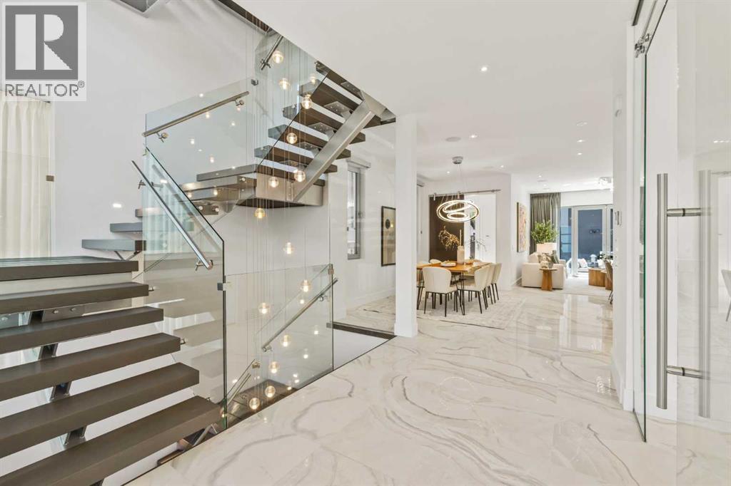 Property at 129 10 Avenue NW image 3