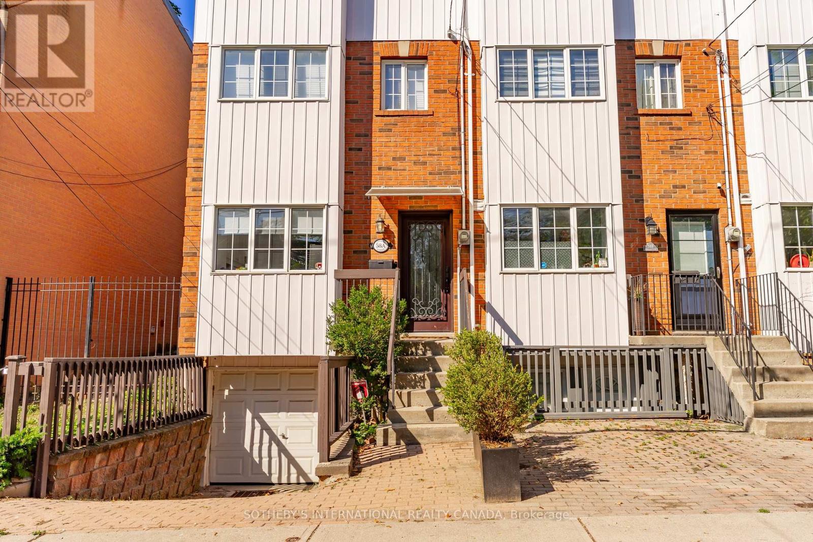 58a Poulett Street, Toronto, Ontario  M5A 1Z5 - Photo 3 - C12382887