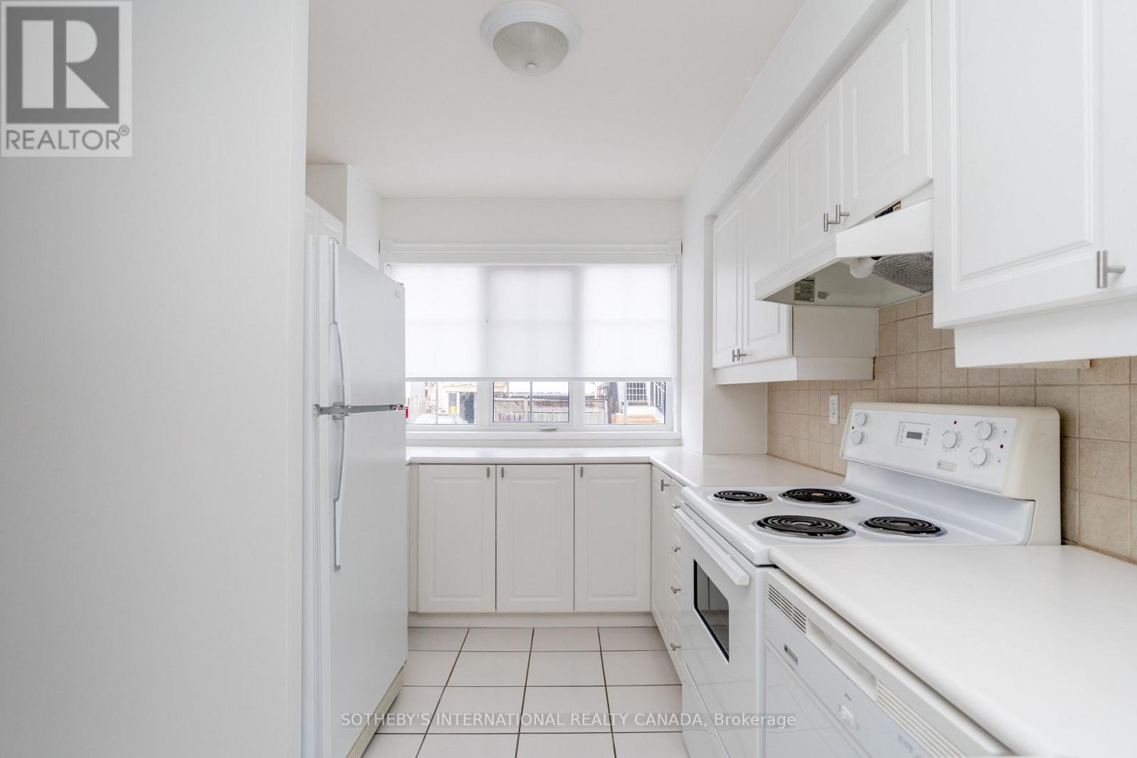58a Poulett Street, Toronto, Ontario  M5A 1Z5 - Photo 11 - C12382887