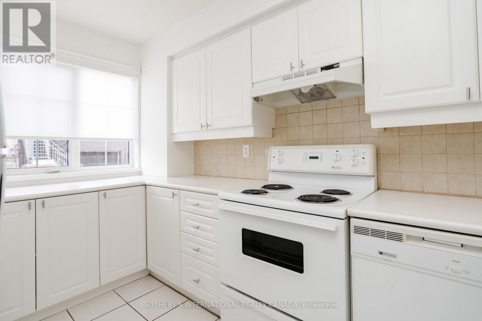 58a Poulett Street, Toronto, Ontario  M5A 1Z5 - Photo 13 - C12382887