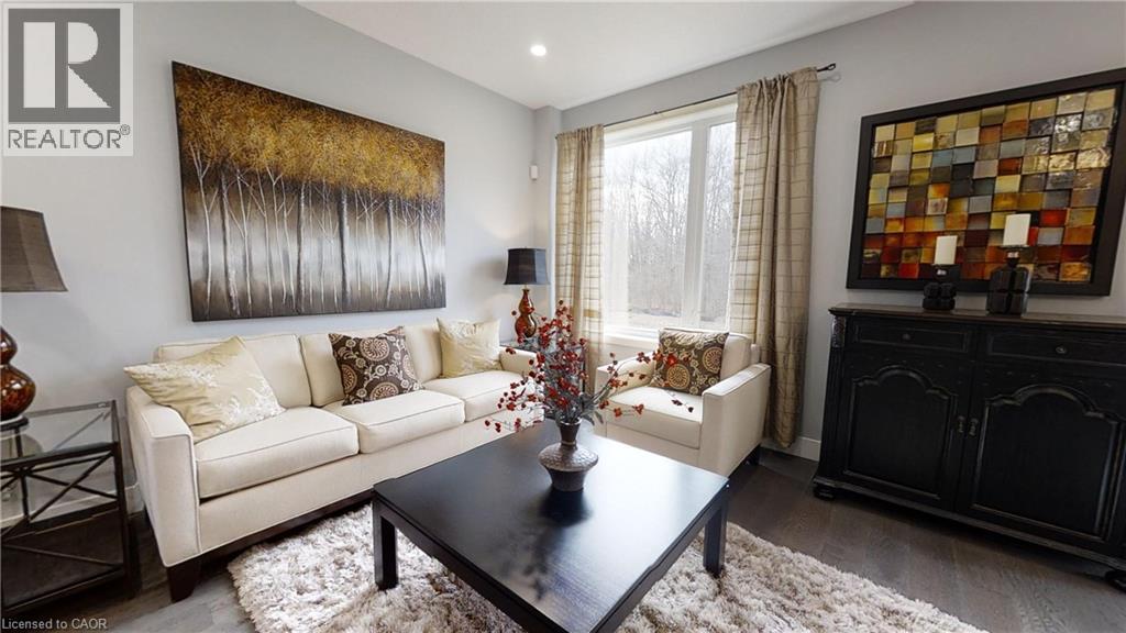 2024 Evans Boulevard, London, Ontario  N6M 0A1 - Photo 3 - 40762963
