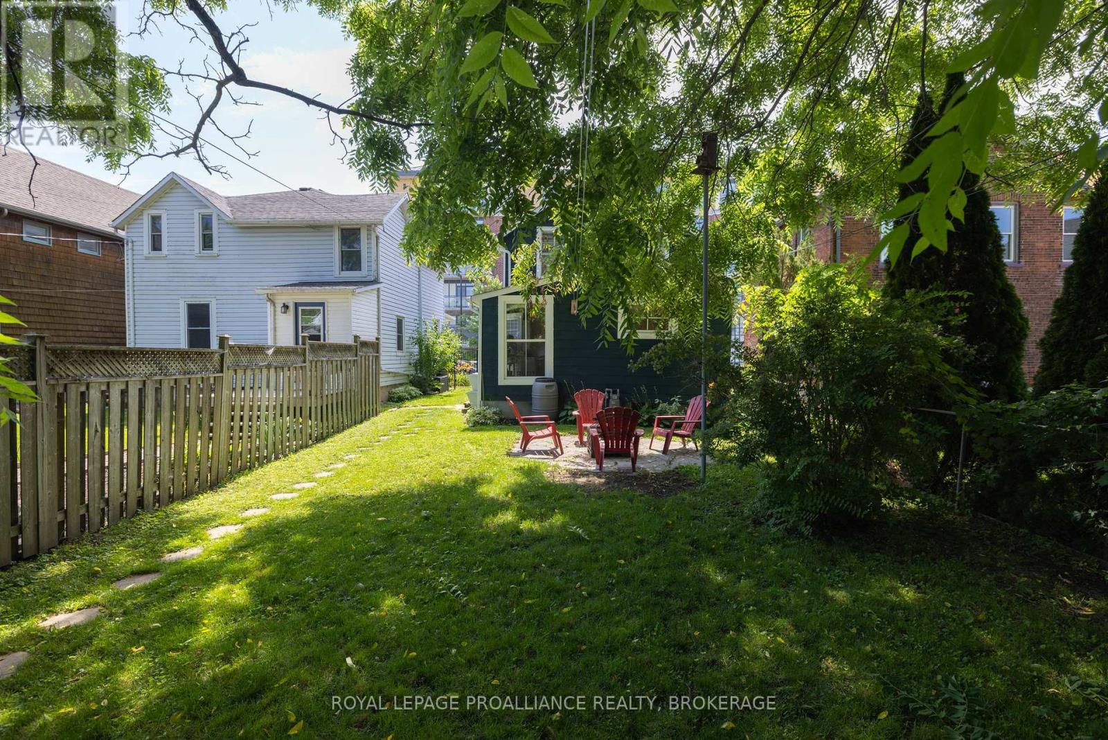 122 South Street, Gananoque, Ontario  K7G 1A2 - Photo 32 - X12384295