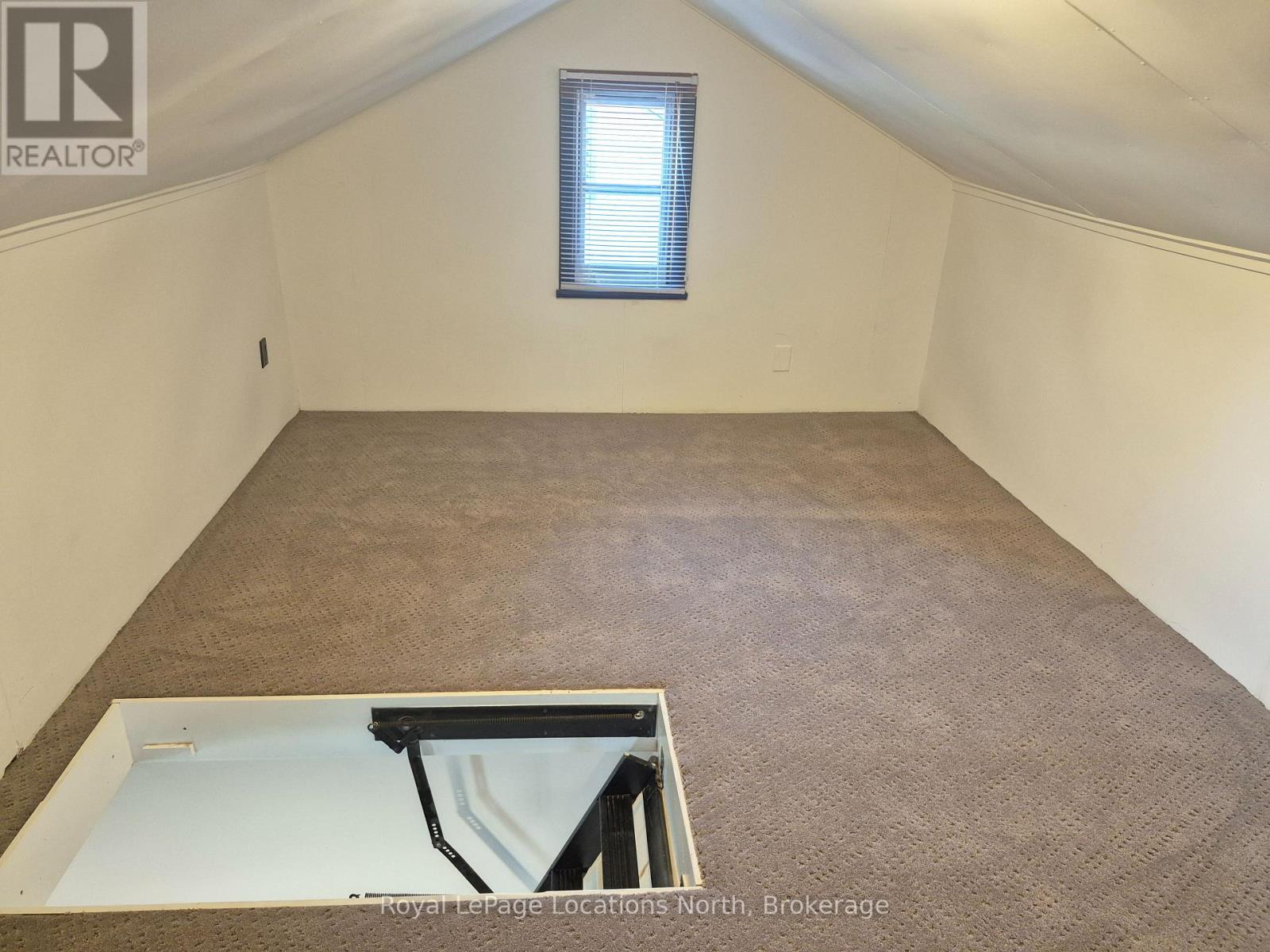 452 Hurontario Street, Collingwood, Ontario  L9Y 2M9 - Photo 17 - S12384297
