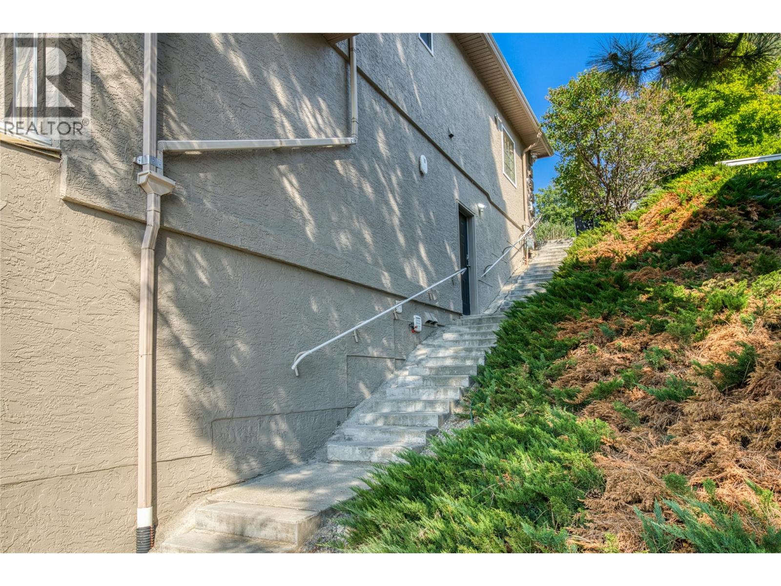 880 Ackerman Court, Kelowna, British Columbia  V1X 7L2 - Photo 57 - 10360954