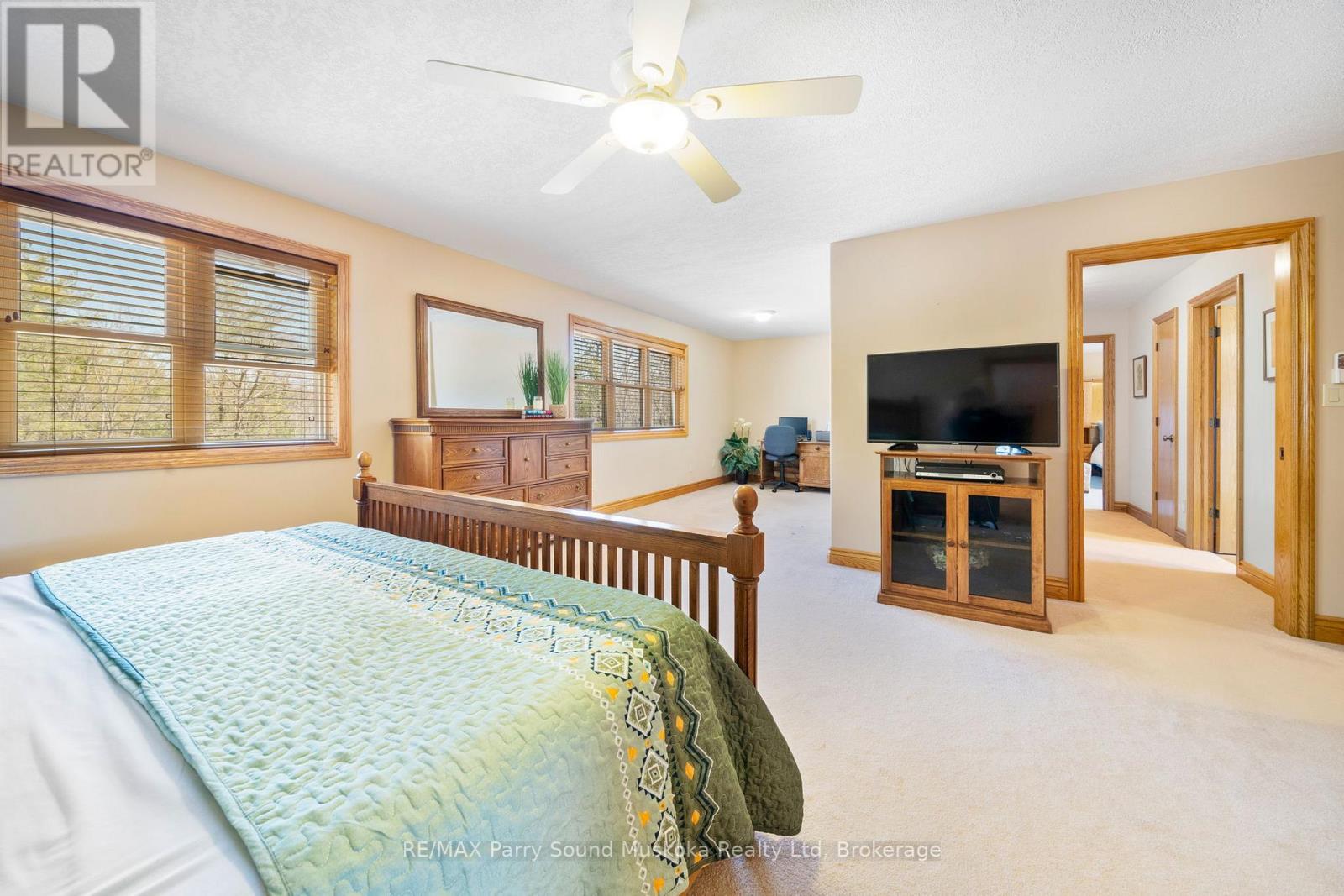 217 South Shore Road, The Archipelago, Ontario  P0G 1K0 - Photo 31 - X12384326