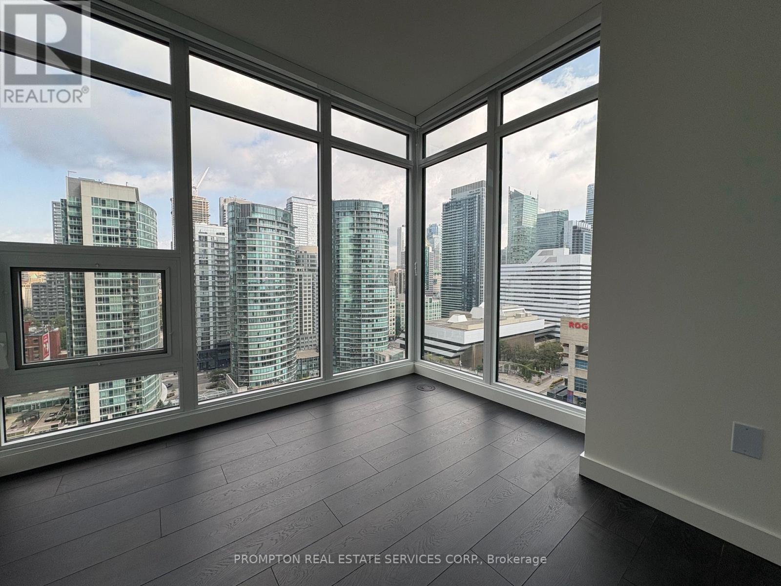 1903 - 1 Concord Cityplace Way, Toronto, Ontario  M5V 0X3 - Photo 4 - C12384223