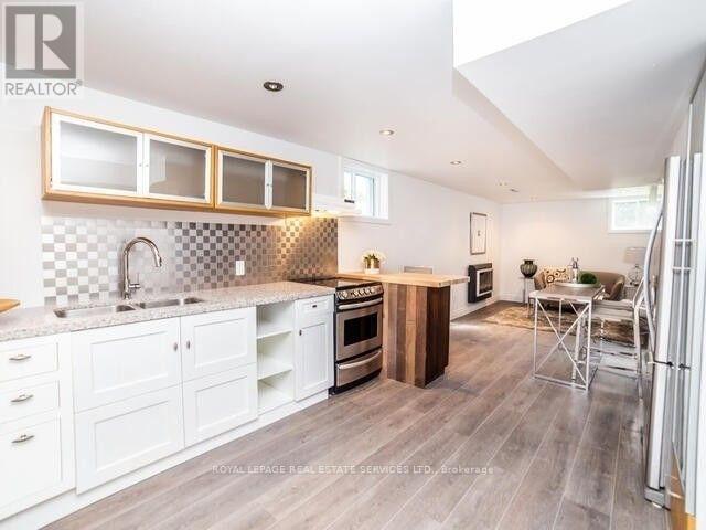 843 Myers Street, Oshawa, Ontario  L1H 5N2 - Photo 2 - E12384231