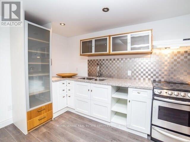 843 Myers Street, Oshawa, Ontario  L1H 5N2 - Photo 3 - E12384231