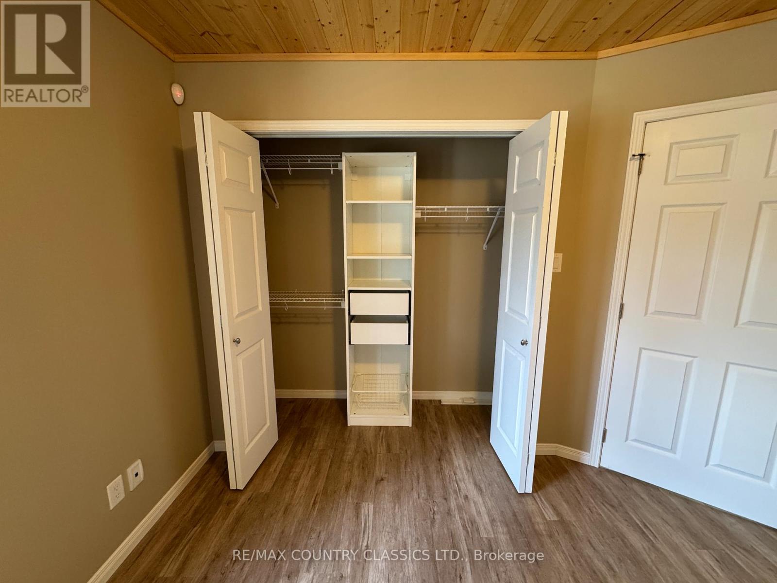 27241 Highway 28 S, Highlands East, Ontario  K0L 1M0 - Photo 19 - X12384271