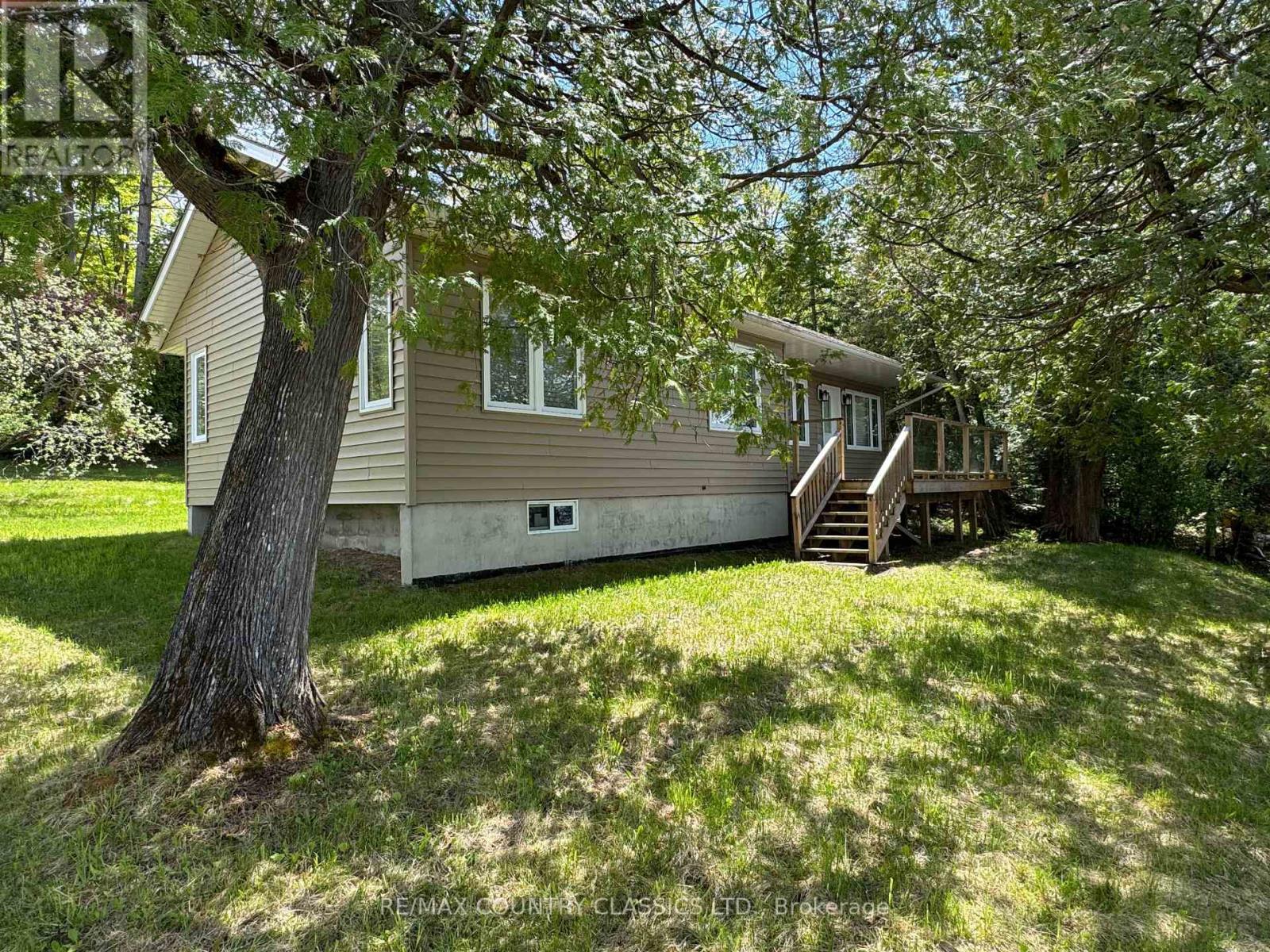 27241 Highway 28 S, Highlands East, Ontario  K0L 1M0 - Photo 4 - X12384271