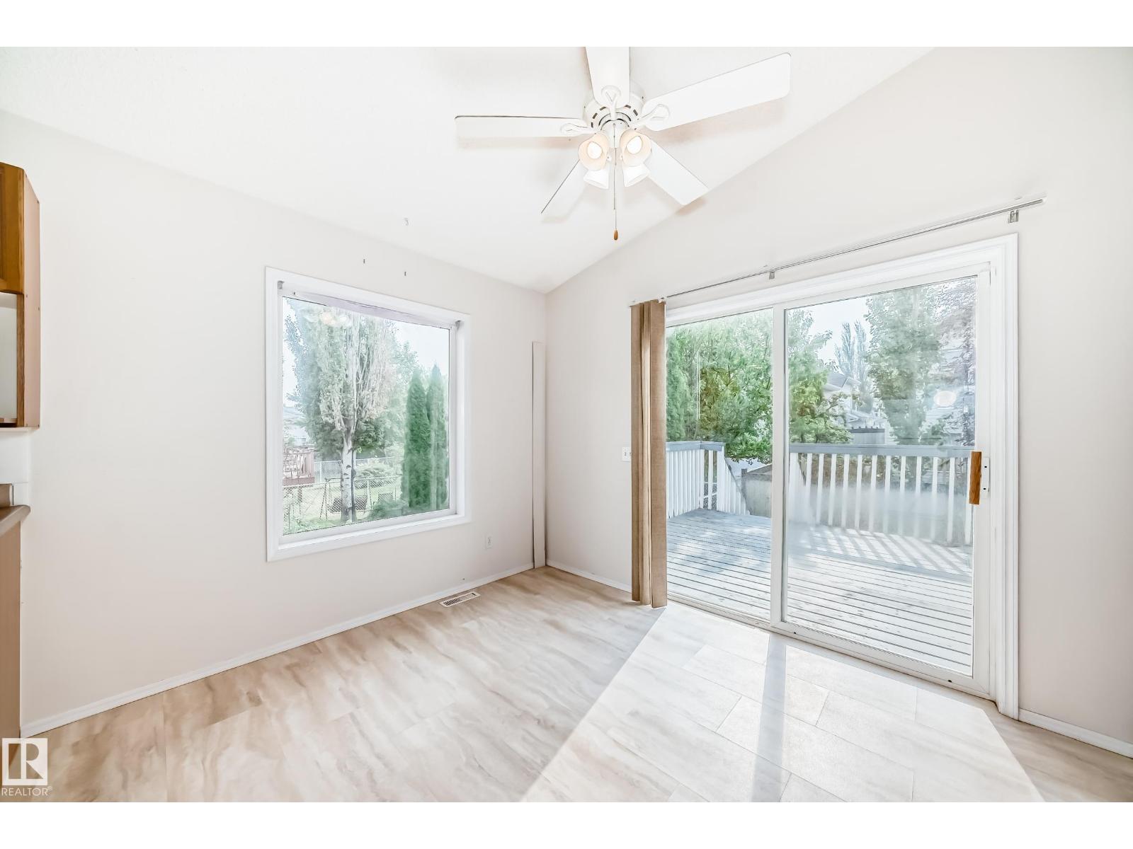 4127 37a Av Nw, Edmonton, Alberta  T6L 7A1 - Photo 9 - E4456336