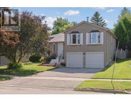 26 Stonehill Boulevard, East Gwillimbury (Holland Landing), Ca