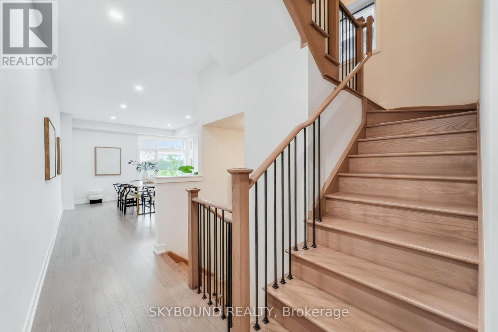 1818 Donald Cousens Parkway, Markham, Ontario  L6B 0V5 - Photo 13 - N12384203