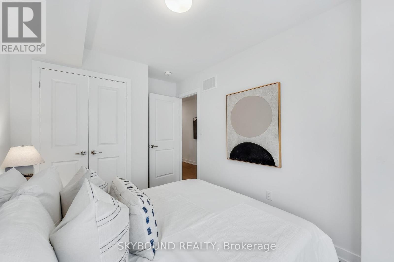 1818 Donald Cousens Parkway, Markham, Ontario  L6B 0V5 - Photo 16 - N12384203