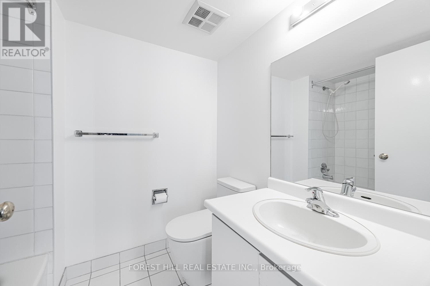 609 - 7420 Bathurst Street, Vaughan, Ontario  L4J 6X4 - Photo 18 - N12384209