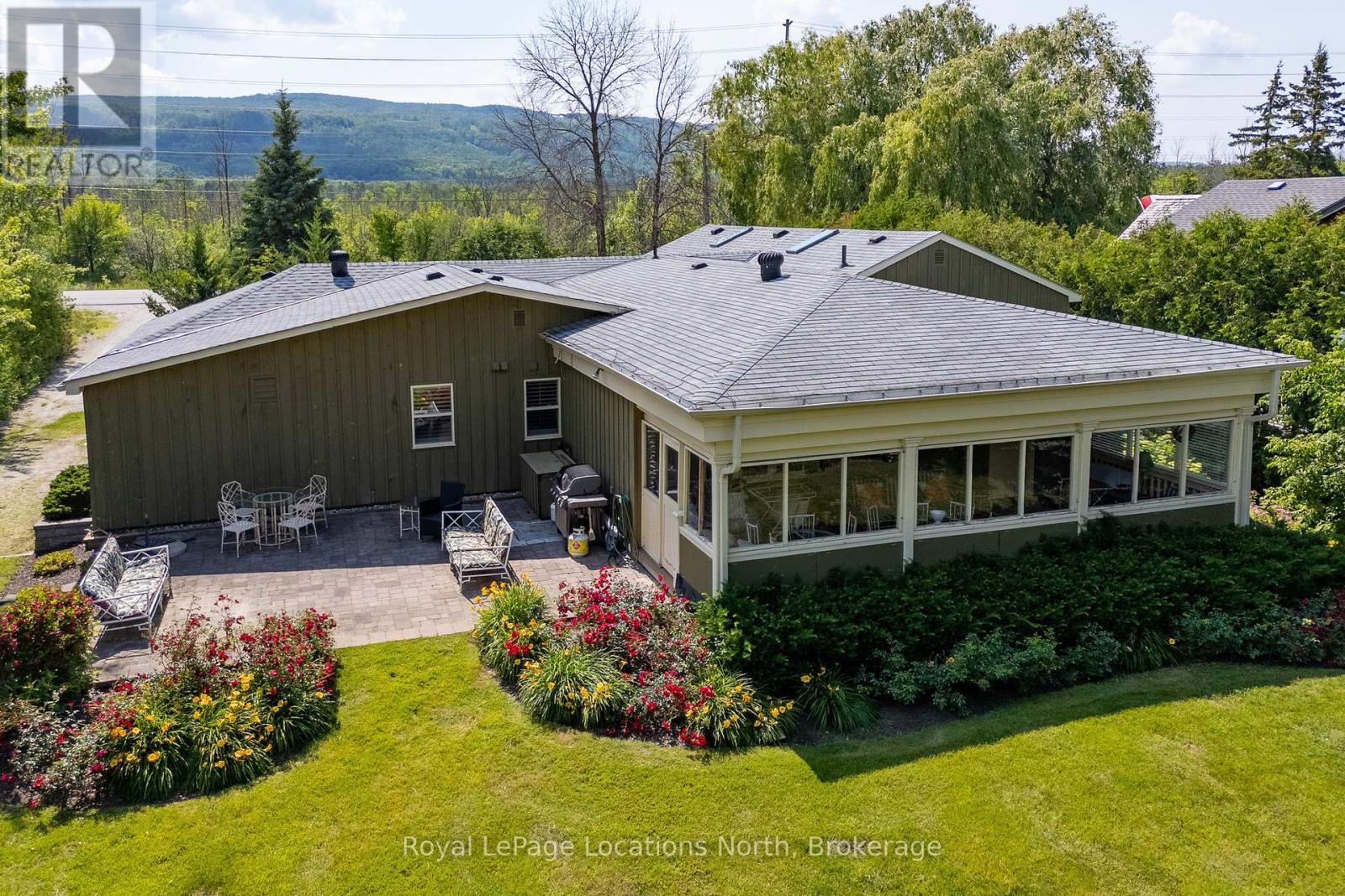 Property at 795853 GREY 19 ROAD image 1