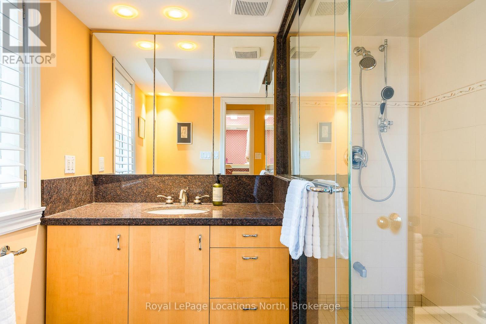795853 Grey 19 Road, Collingwood, Ontario  L9Y 3Y9 - Photo 21 - S12384368